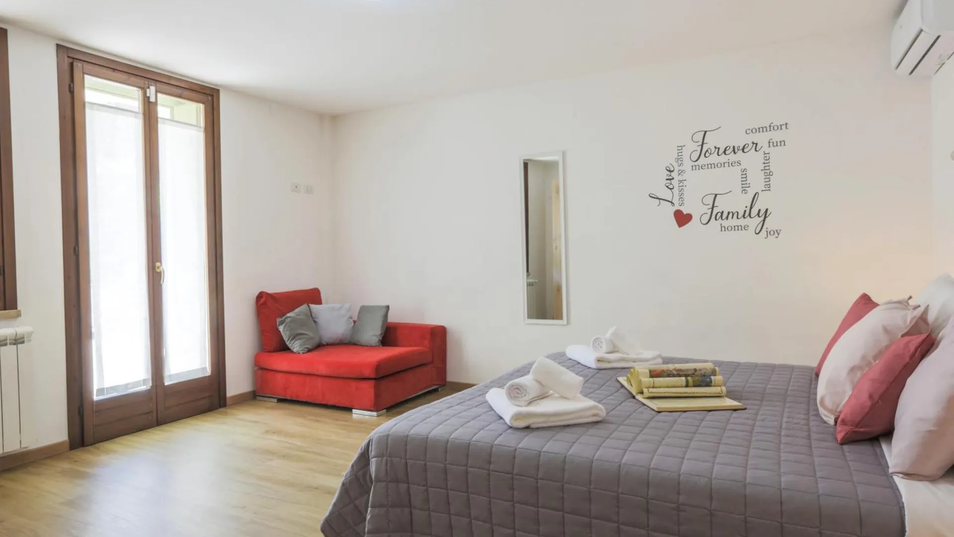 ורונה Elegant Apartment: Free Netflix, Wi-Fi & Parking