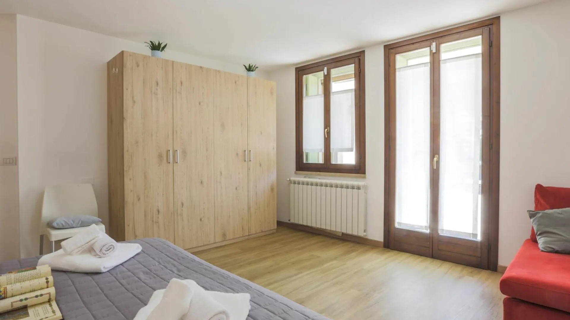 ורונה Elegant Apartment: Free Netflix, Wi-Fi & Parking